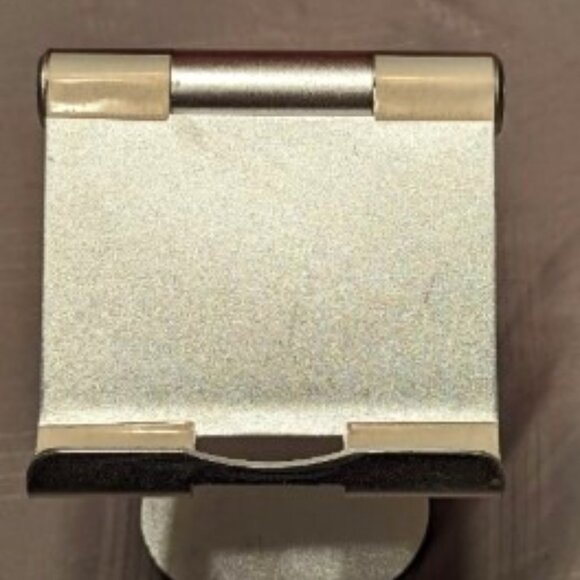 Omoton Adjustable IPad Holder. Hinges Still Tight Offer Plenty Of Support - Picture 1 of 4
